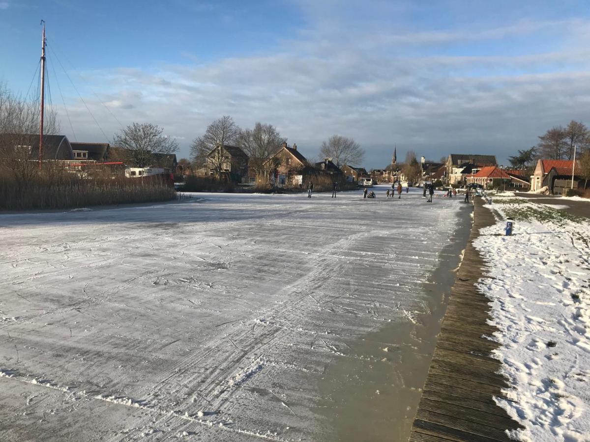 Gastenverblijf Villa Buitenplaats Wergea Contactloos Inchecken Naarderburen Exterior photo