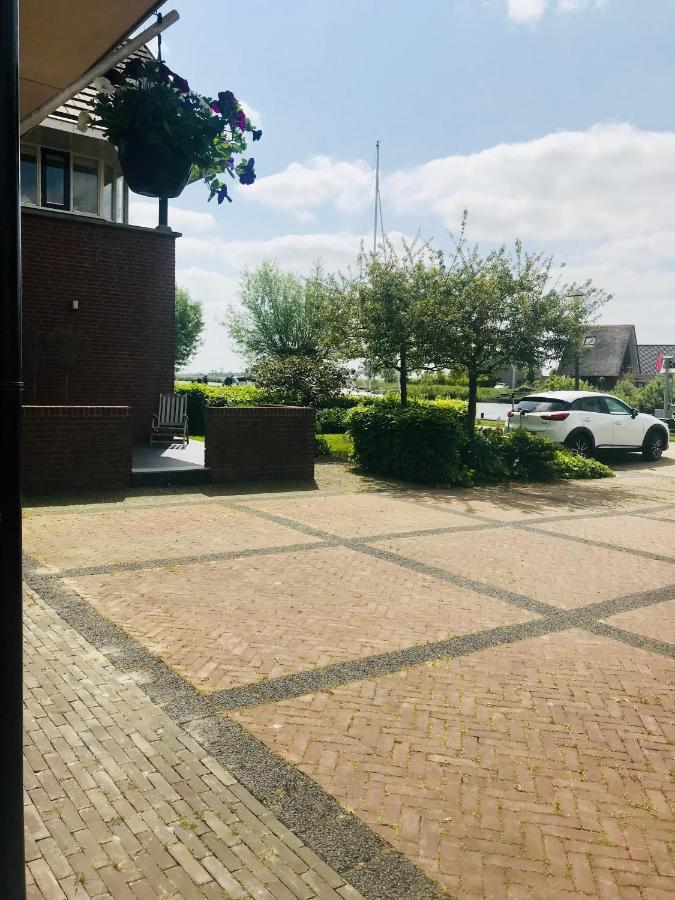 Gastenverblijf Villa Buitenplaats Wergea Contactloos Inchecken Naarderburen Exterior photo