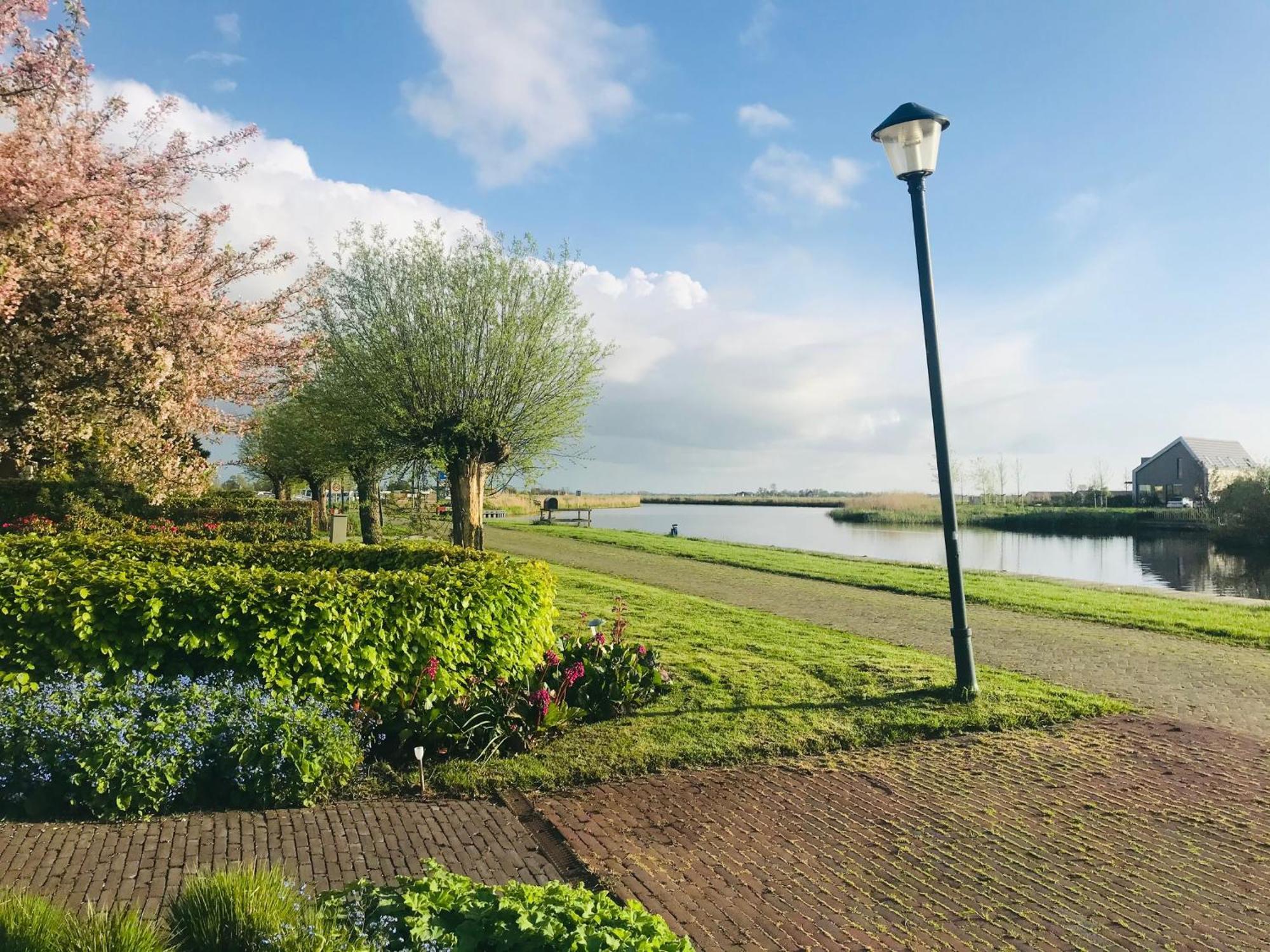 Gastenverblijf Villa Buitenplaats Wergea Contactloos Inchecken Naarderburen Exterior photo