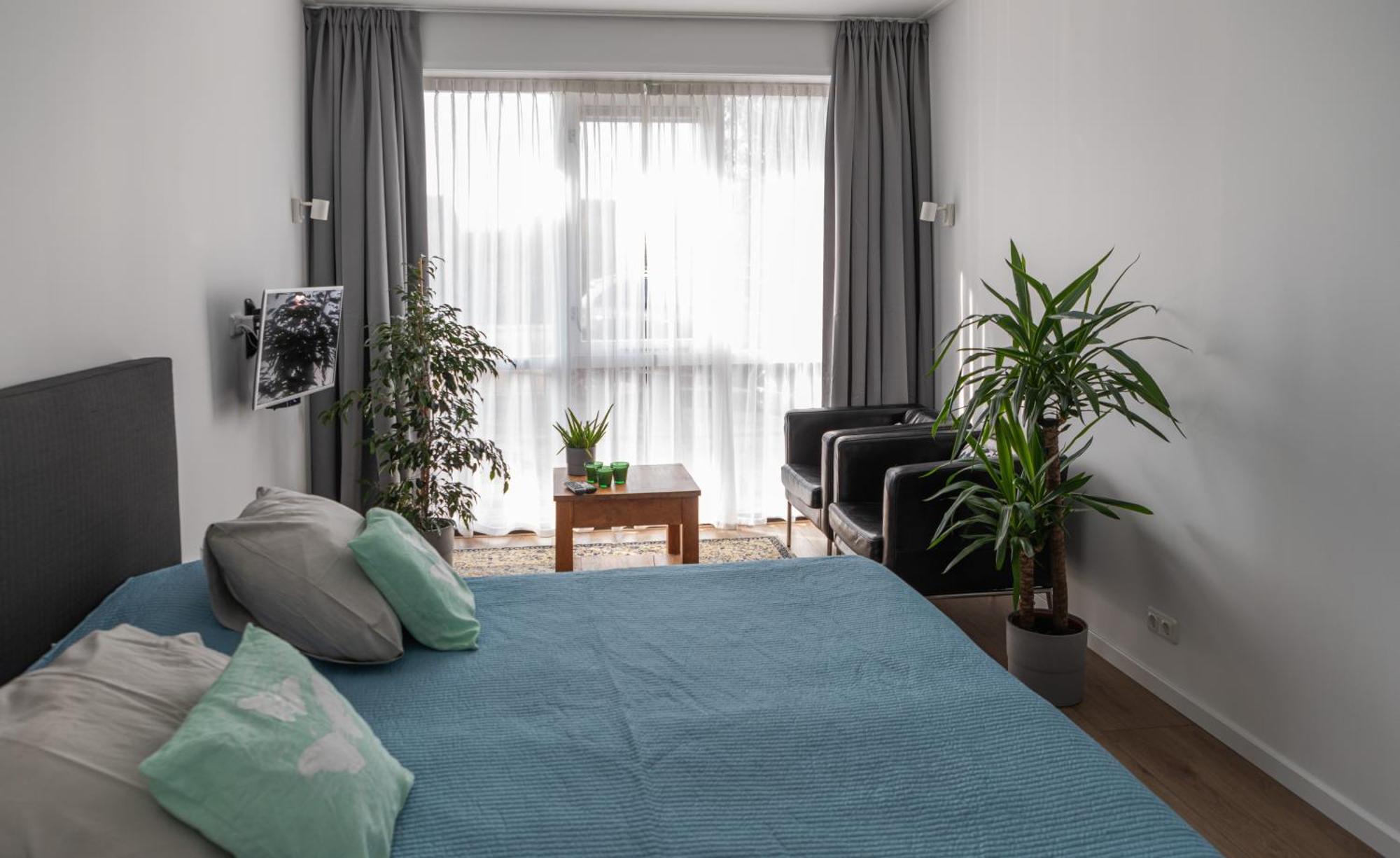 Gastenverblijf Villa Buitenplaats Wergea Contactloos Inchecken Naarderburen Exterior photo